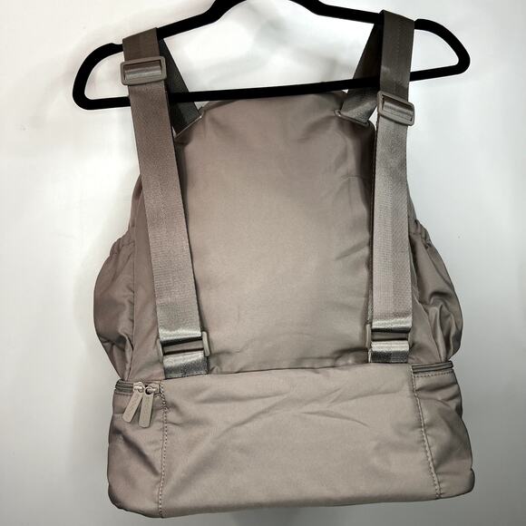 Beyond Yoga Convertible Gym Bag Backpack Tote Tan Canvas Travel Weekend main image 10